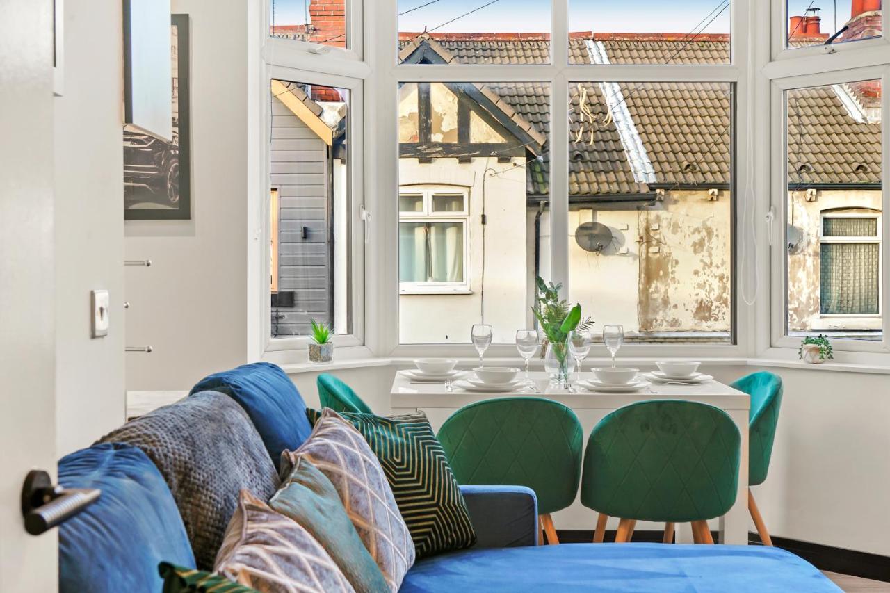 カッスルフォードStylish Yorkshire Gem - Sleeps 4 - Great Locationアパートメント エクステリア 写真